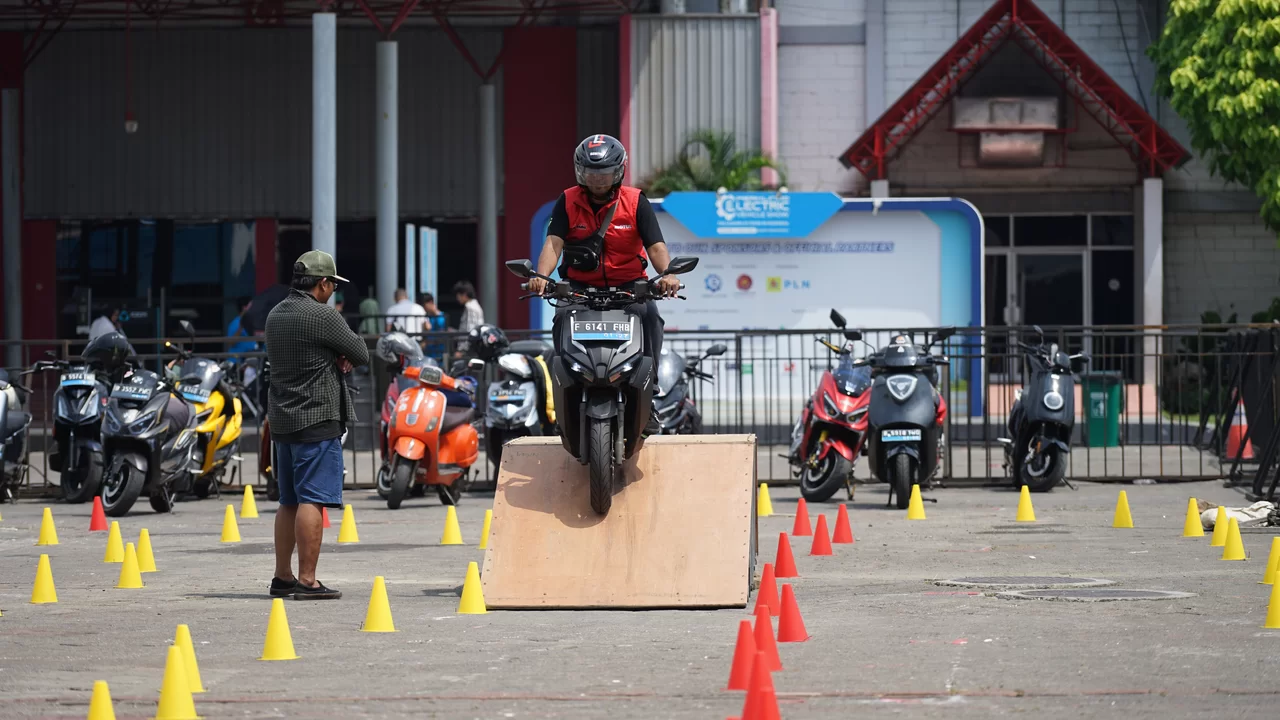 Test Riders Services Themes & Events